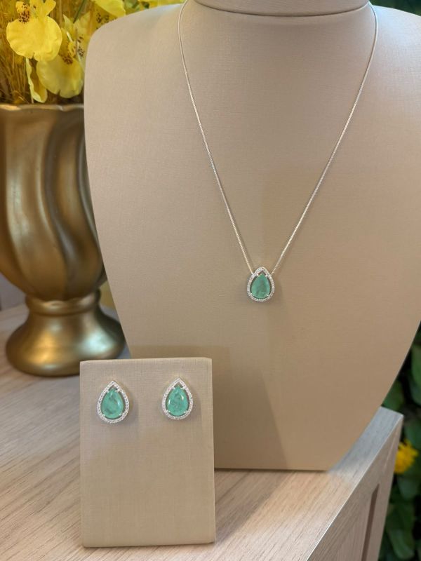 CONJUNTO PRATA DE GOTA
