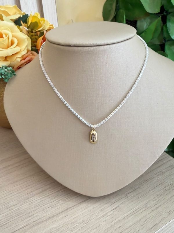 CHOKER RIVIERA COM LETRA A