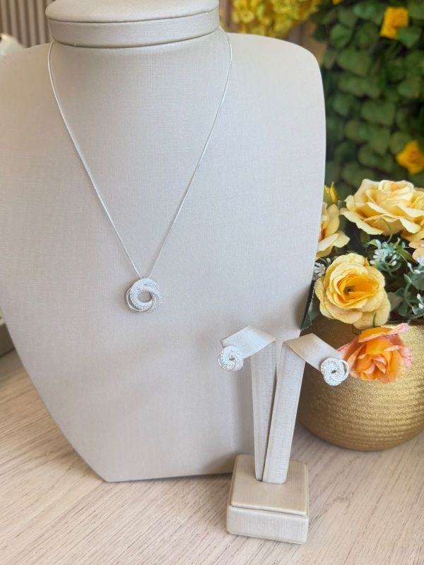 CONJUNTO CIRCULO TRANÇADO CRAVEJADO