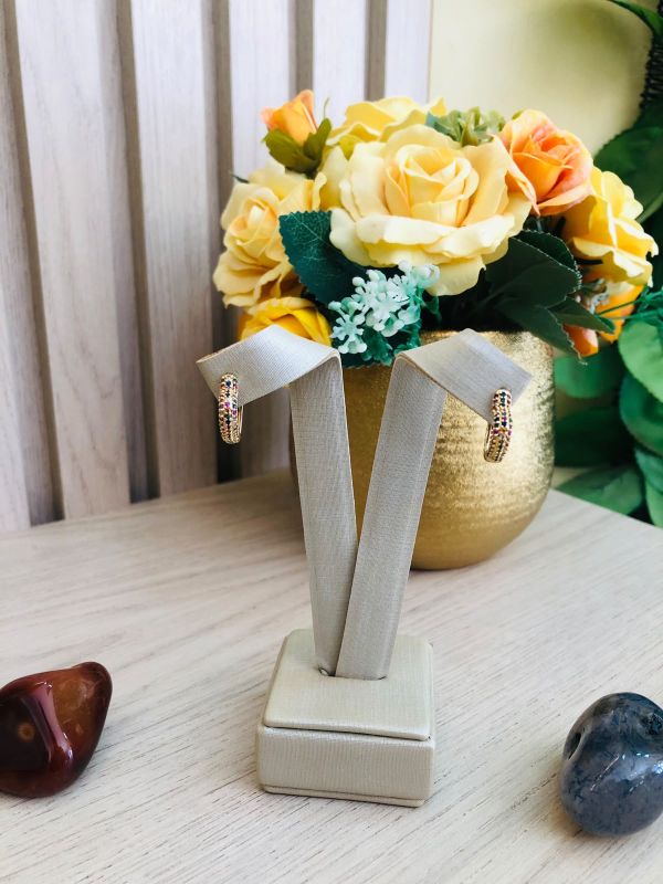 BRINCO ARGOLA DE CORAÇÃO CRAVEJADA ZIRCONIA