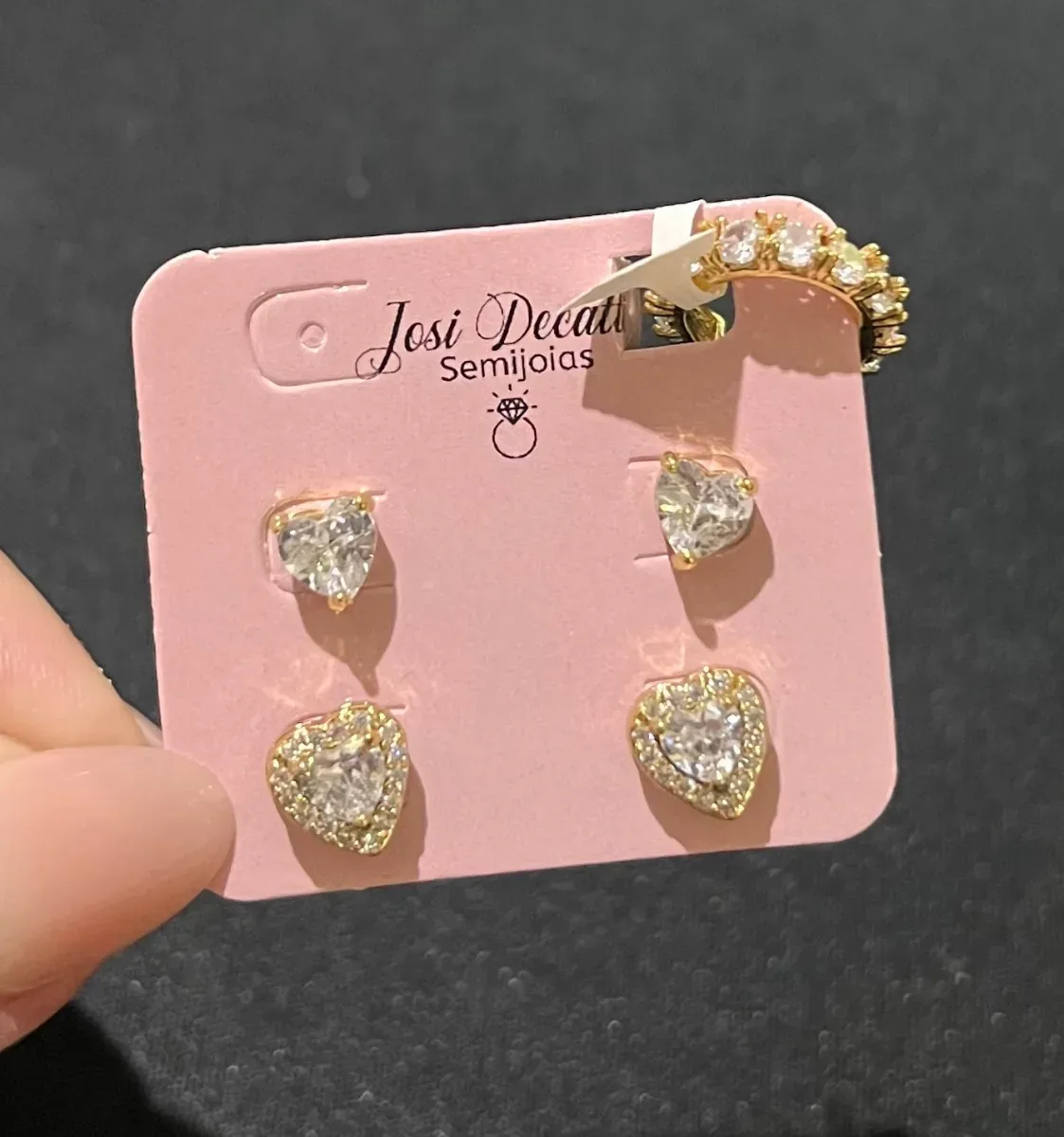 Brinco trio coração cristal + piercing Dou