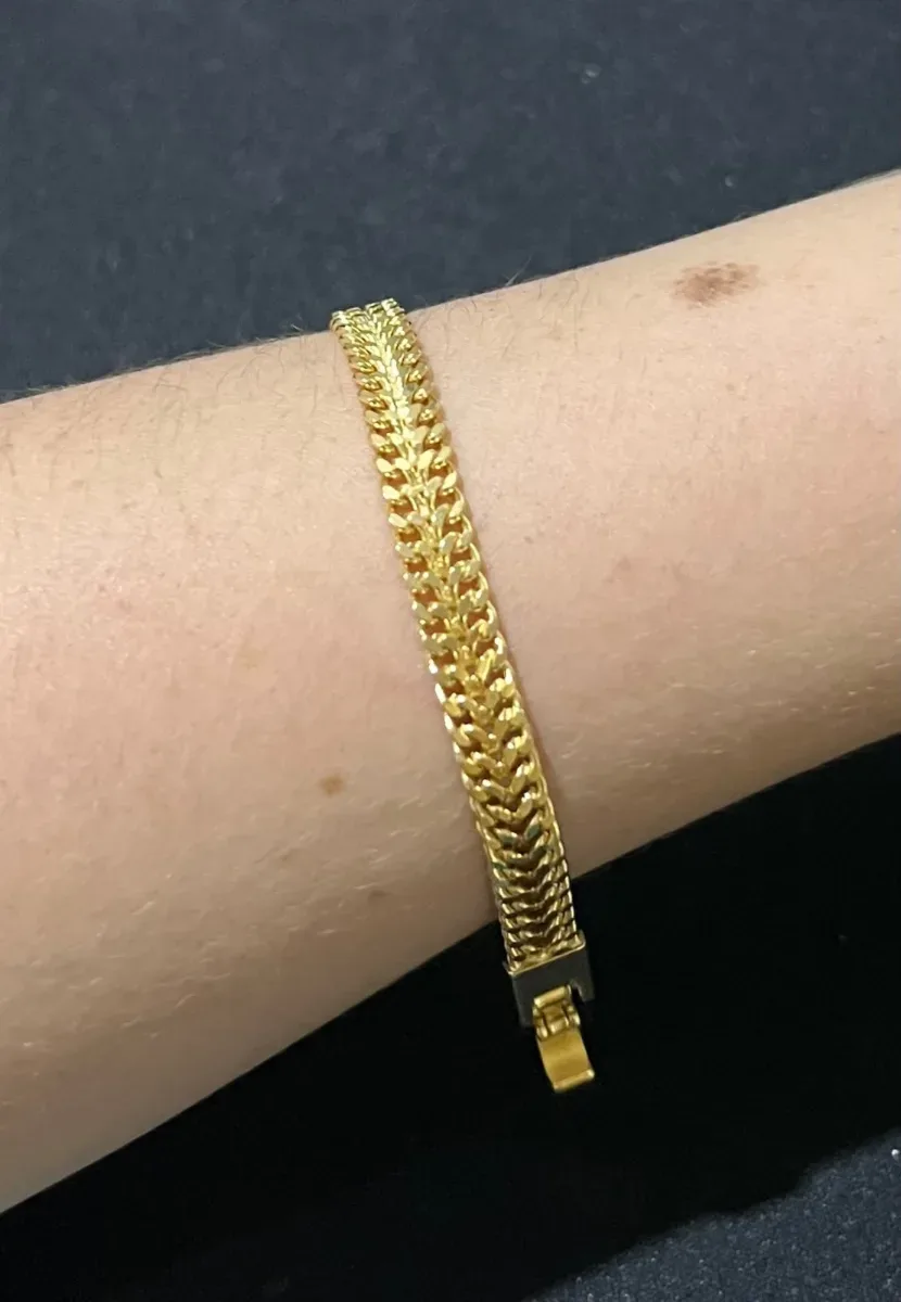 Pulseira trabalhada Dou
