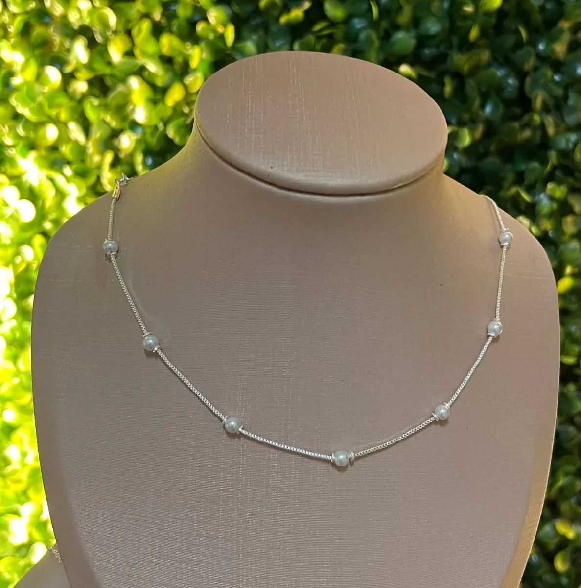 Choker pérola e bolinha Pr
