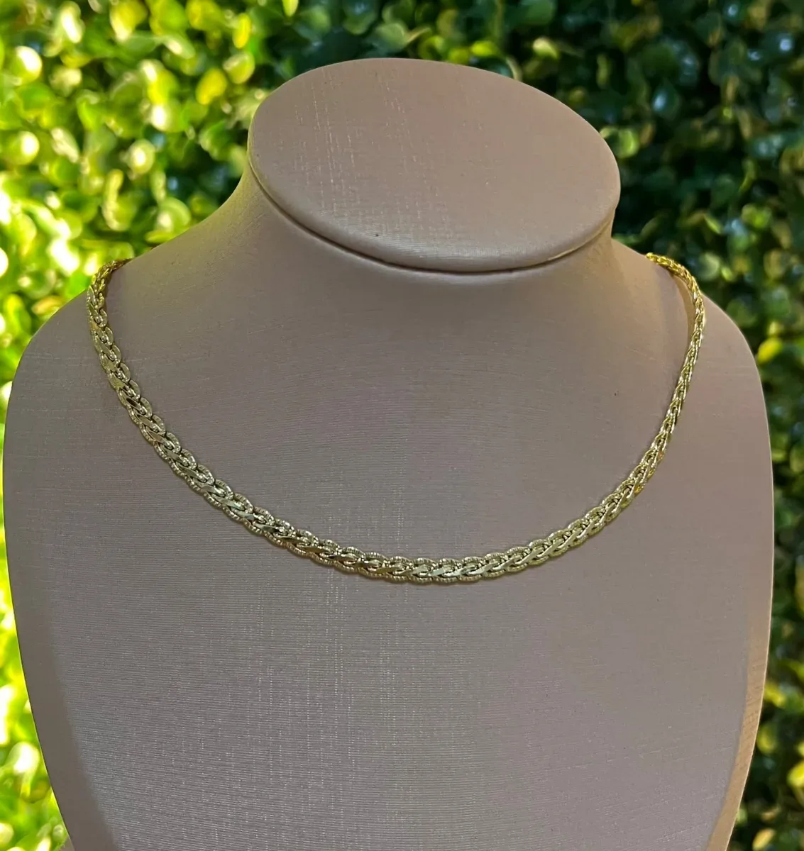 Choker trabalhada g Dou