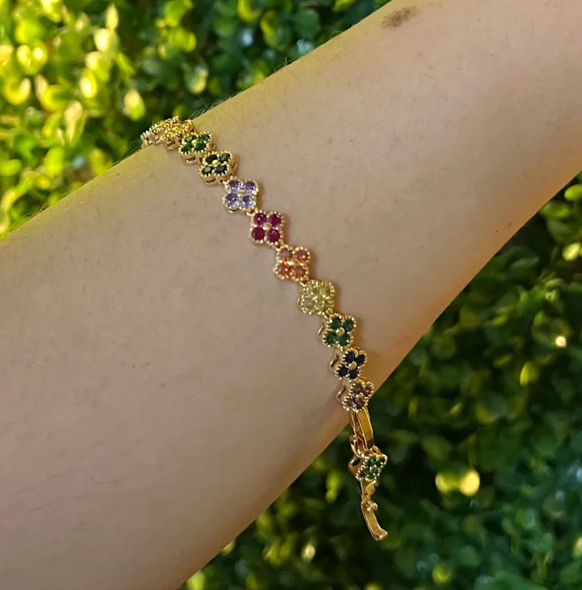 Pulseira trevo colorido chic Dou