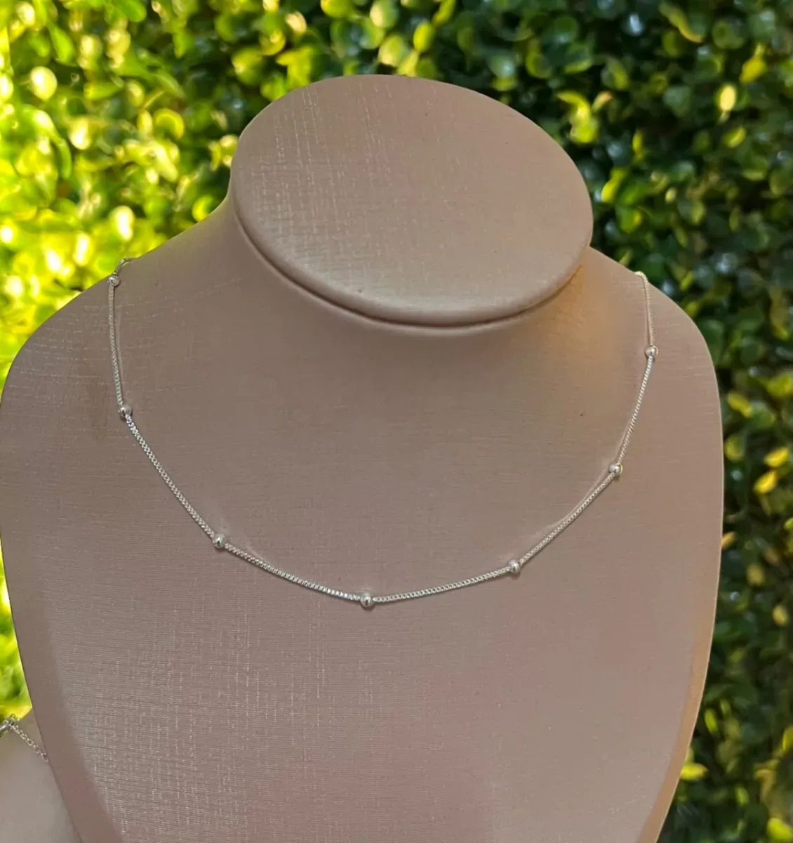 Choker bolinha p Pr