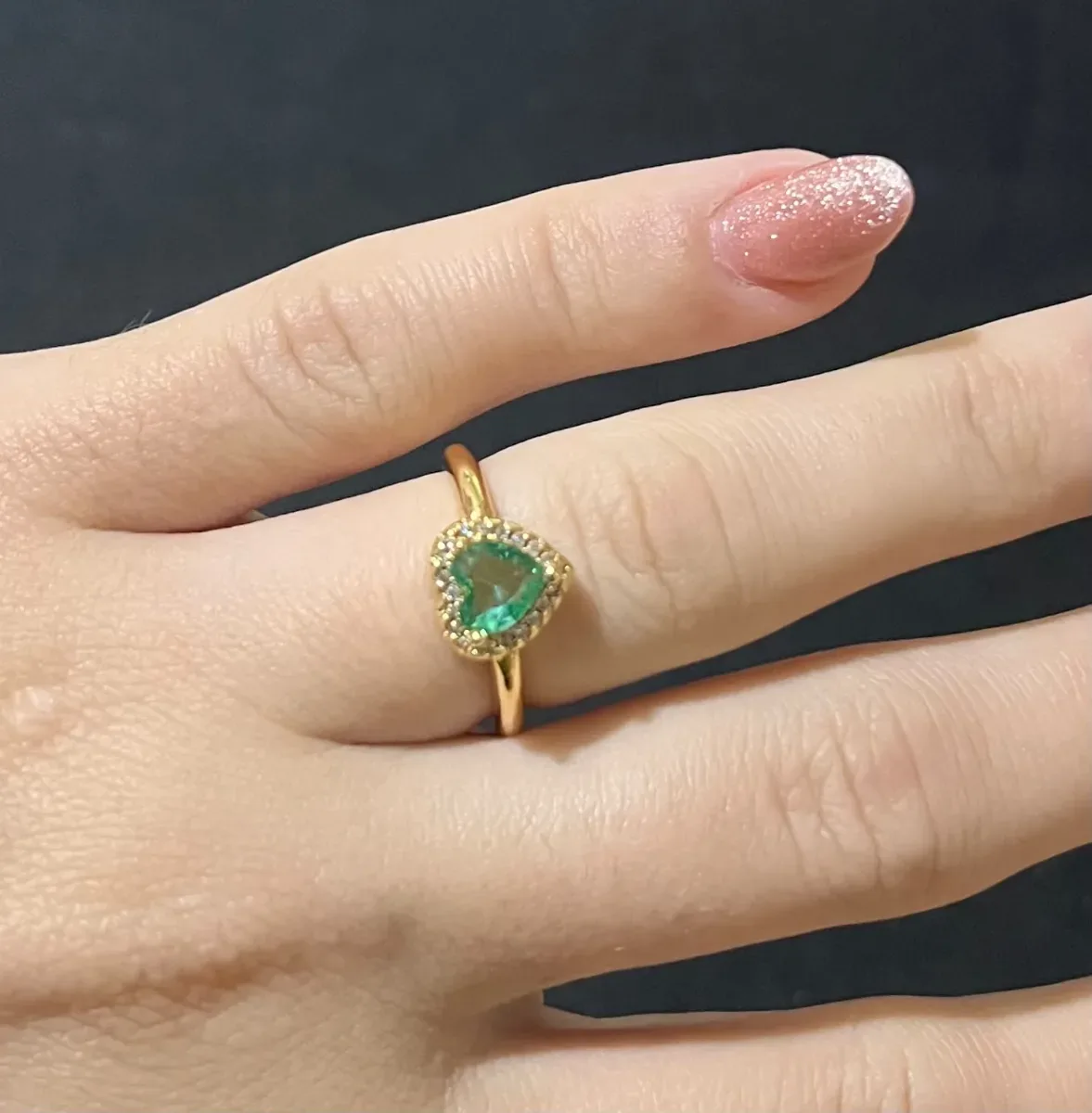 Anel coraç zirc em volta liso verde Dou