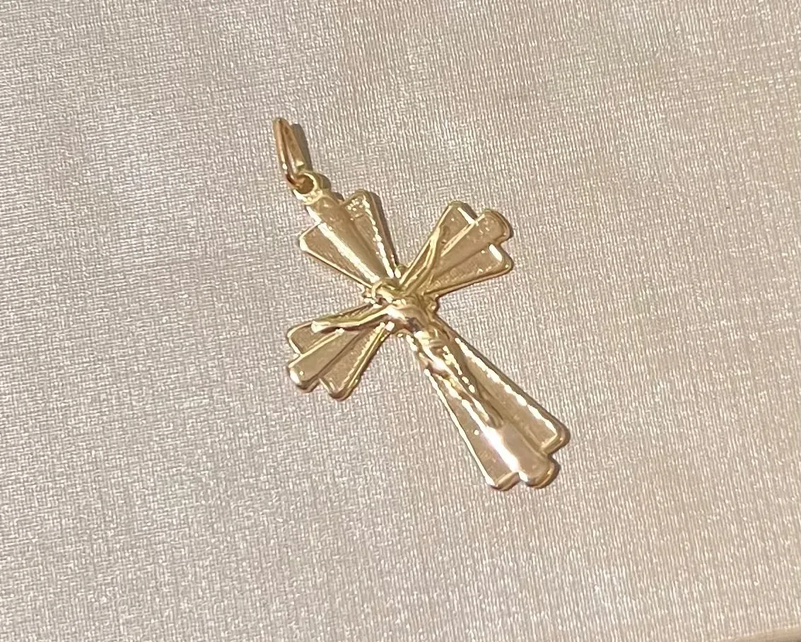 Pingente cruz detalhes m cristo Dou