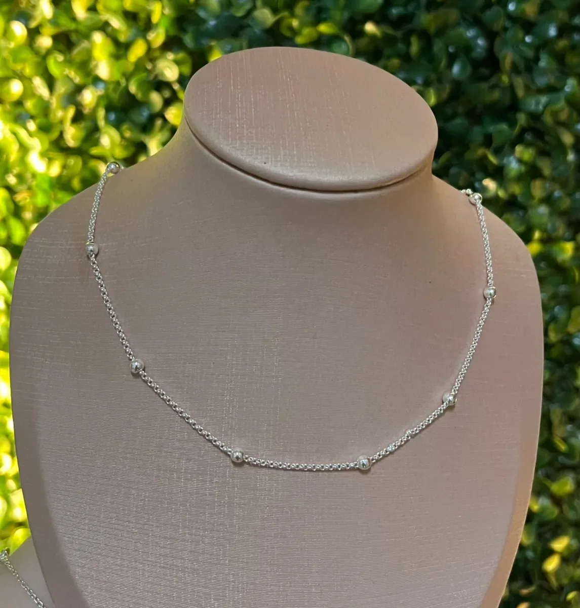 Choker bolinha Pr