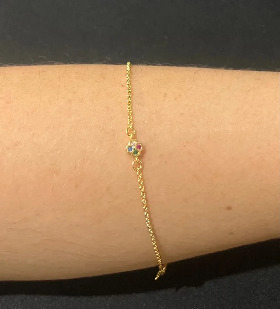Pulseira inf flor colorida Dou