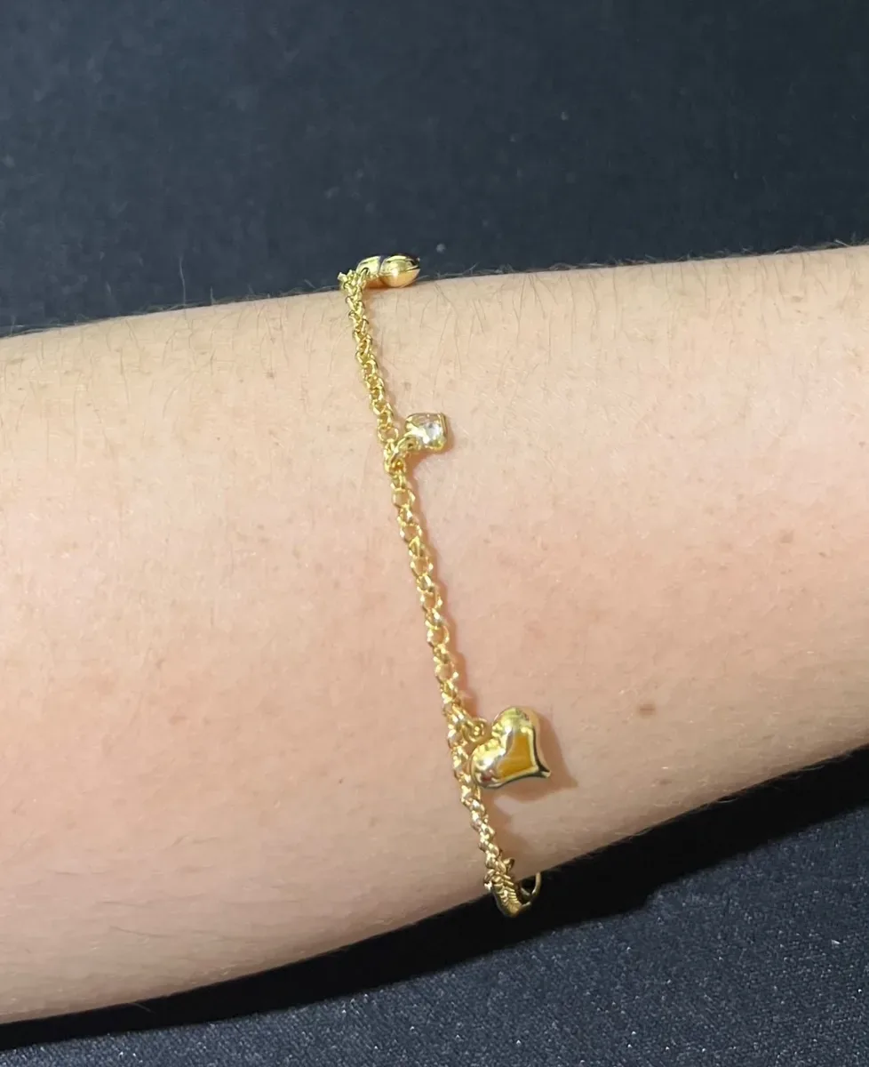 Pulseira pend coraç e pedra Dou