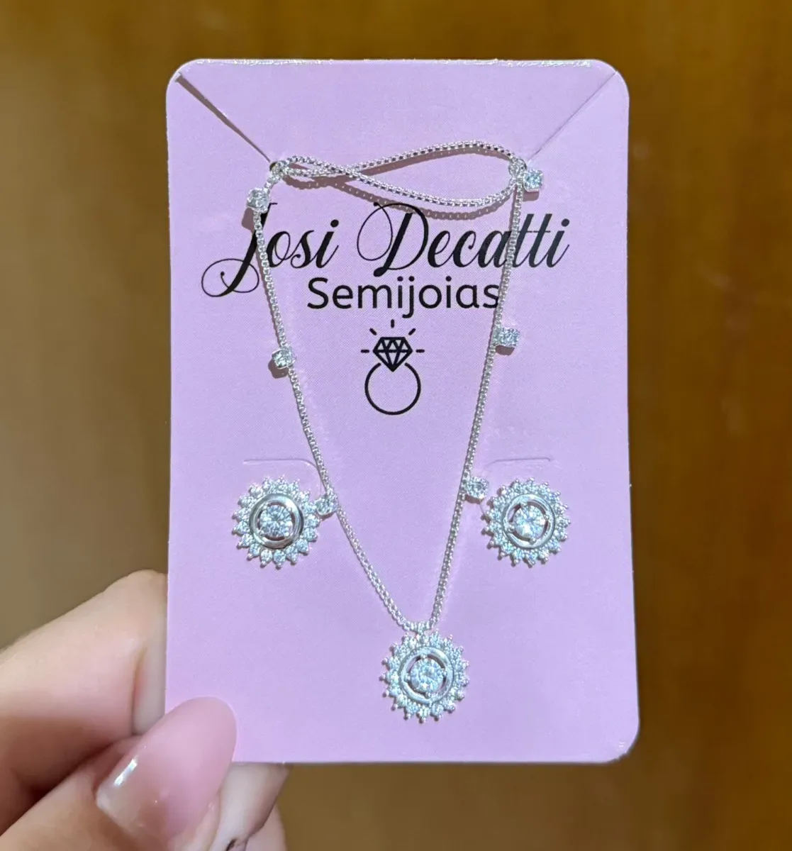 Conjunto tipo flor pedrinhas Pr