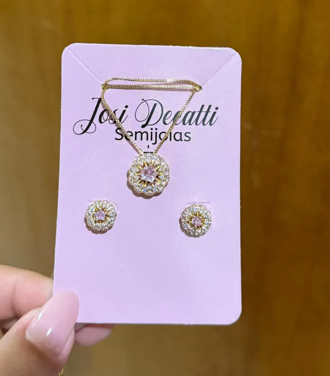 Conjunto tipo flor pedra rosa zirc Dou